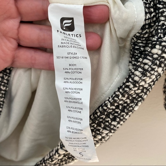 Fabletics NWT Yukon Hooded Sweater Knit Dress Size Small - Picture 9 of 12